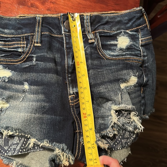 American Eagle Outfitters Shorts. Worn once like new - Picture 5 of 5